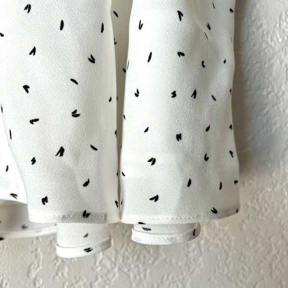 Abound White Black Camisole Adjustable straps Casual Spring Summer Tank Tops - Picture 6 of 8